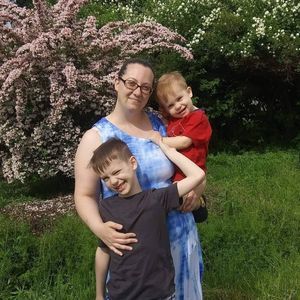 Meet your Posher, Cari